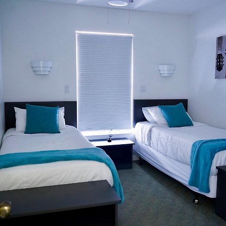 Enchanting Escape 3 Bedroom Minutes From Disney! Киссимми Экстерьер фото