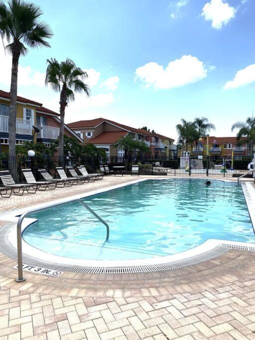 Enchanting Escape 3 Bedroom Minutes From Disney! Киссимми Экстерьер фото
